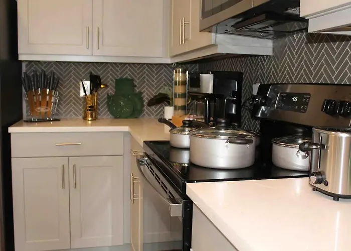 Apartment 2brd Luxury With Pool In Worth Texas *